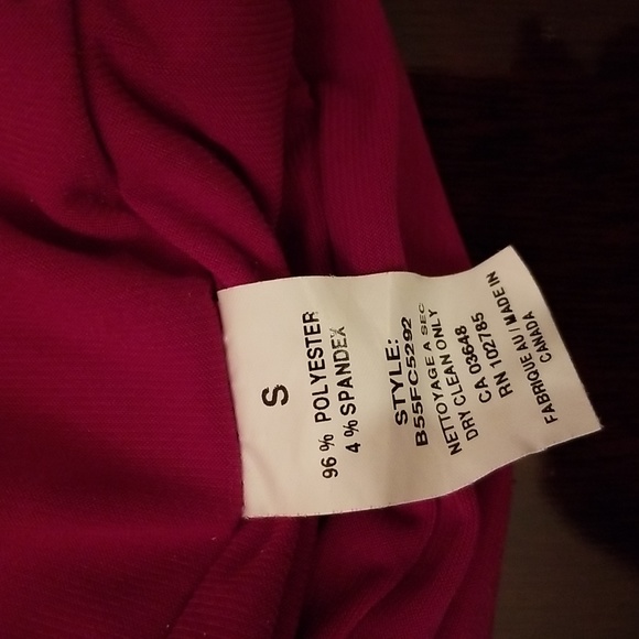 Fuchsia bodycon mini dress in small size. Lightly used. Femme brand - Picture 5 of 5